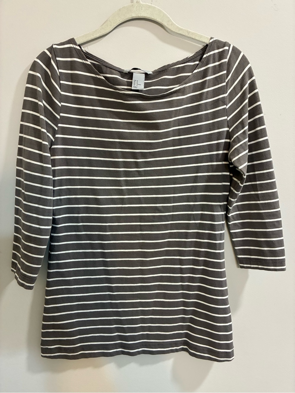 H&M Striped Scoop Neck 3/4 Sleeve Gray and White Pima Cotton Tee